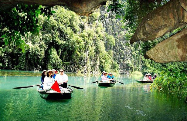 Van Long Nature Reserve- Kenh Ga Geyser Full Day