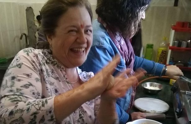 Agra Indian Cooking with Family