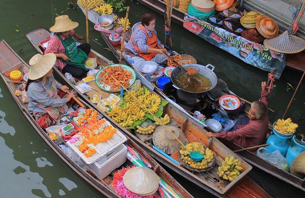 Damnoen Saduak Floating Market Small Group Tour