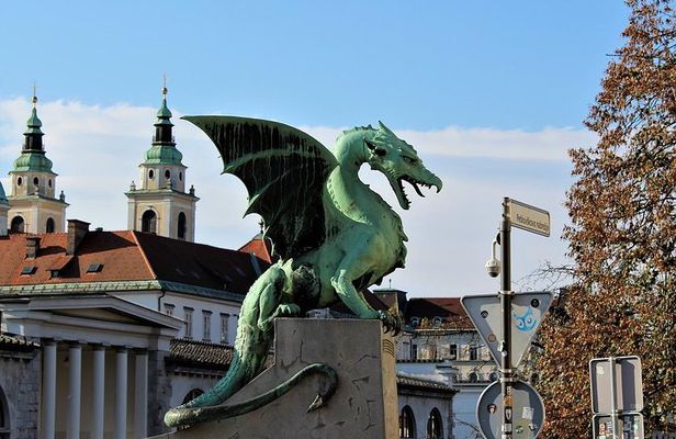 Discover Slovenia: Ljubljana & Bled Lake from Zagreb