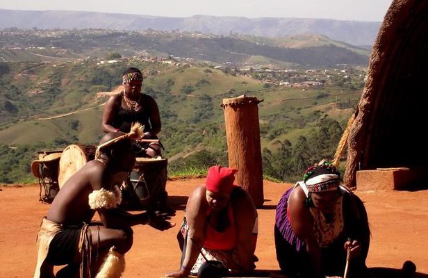 Zulu Cultural Experience - Tour to the village of iSithumba and PheZulu