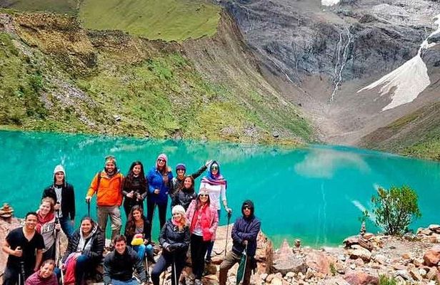 Cusco: Humantay Lake with Breakfast and Buffet Lunch
