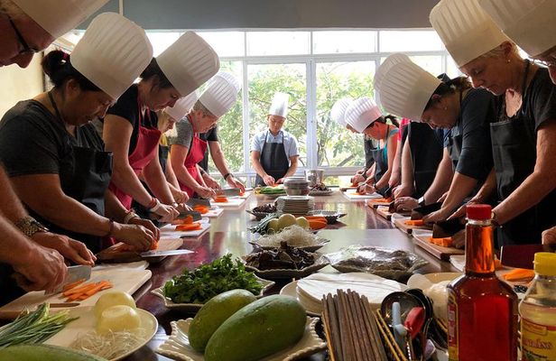 Vietnamese Food Cooking Class in Hanoi with Market Experience