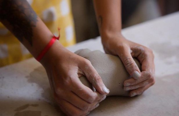 Experimental and handcrafted ceramics workshop