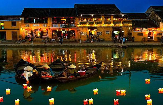 Evening Culinary Journey Hoian’s Old Town with Expert Local Guide