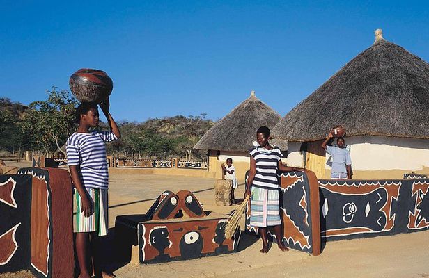 Khami Ruins & Matopos Silunguzi Village Day Tour!