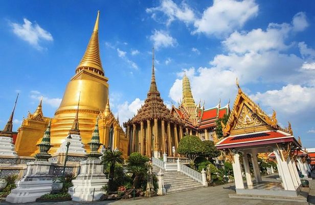 Bangkok's Best Two Temple Tour with Grand Palace