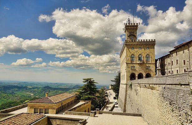 San Marino - Private Historic Walking Tour