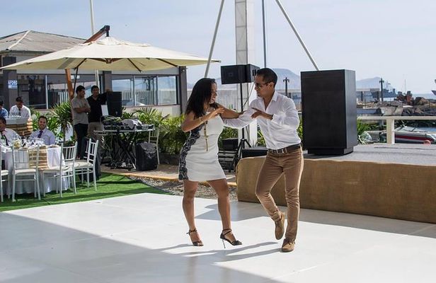 Salsa and Bachata dance class