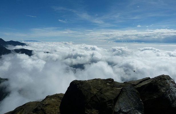 Trekking to Pico de Loro