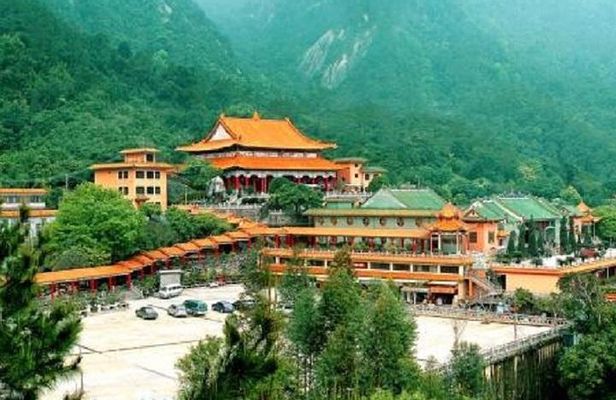 9-Hour Private Day Tour to Taoist Temple Mountain from Guangzhou