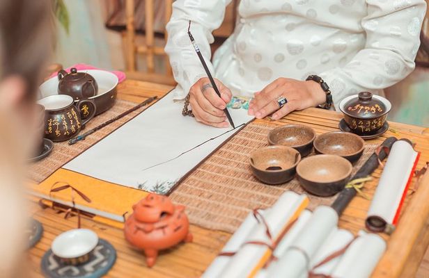 Special Lantern Making Class And painting on Silk Lantern