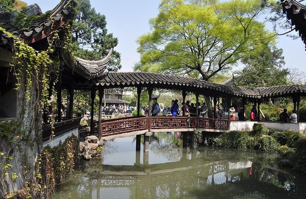 Private Suzhou Day Tour from Shanghai to Classical Gardens and Tongli Water Town