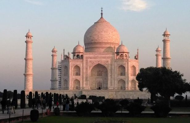 Three Days Golden Triangle Tour From Delhi by Express Train