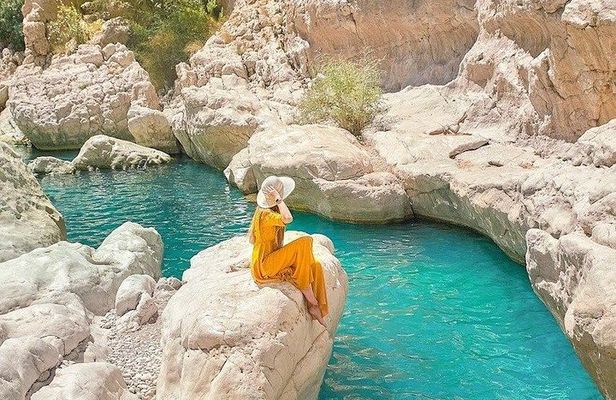 Wahiba Sands&Wadi Bani Khalid desert Safari(Muscat tours)