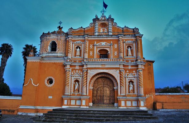 Tour of towns around Antigua Guatemala and Hobitenango