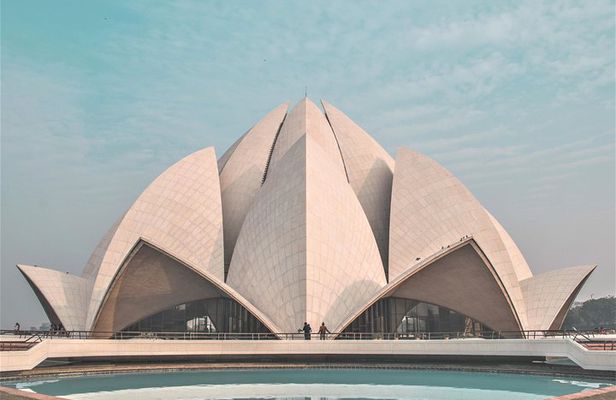 Old Delhi and Temples tour with a Local