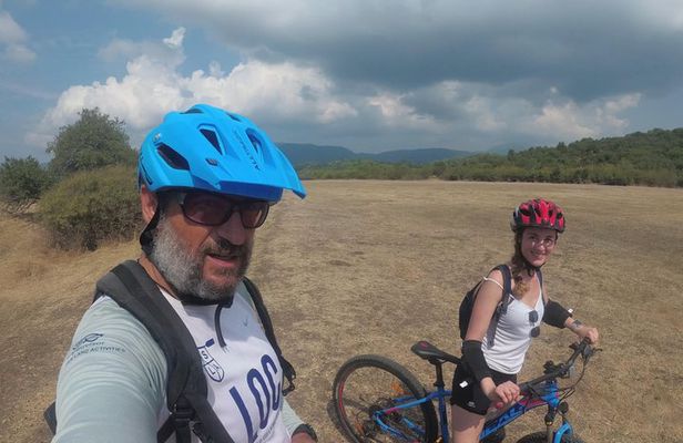 e-MTB Tour - Durrells Farm & Crab Lake [30Km - 18Mi]