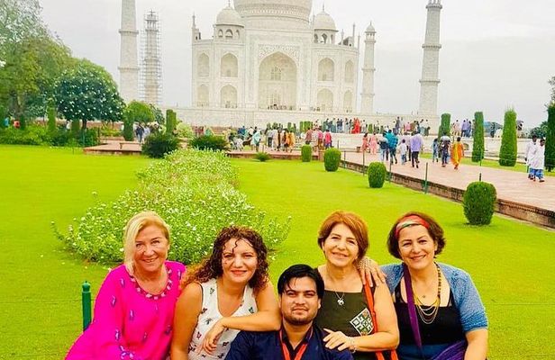 Agra Taj Mahal Tour