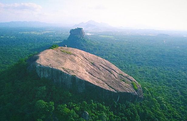 Day tour kandy to sigiriya and return kandy