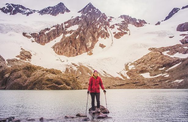 Trekking to Vinciguerra Glacier and Laguna de los Témpanos
