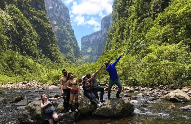 Trails, Flights and Tours in the South Canyons - Aparados da Serra