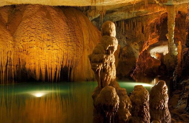 Jeitta Grotto, Harissa and Byblos Tour