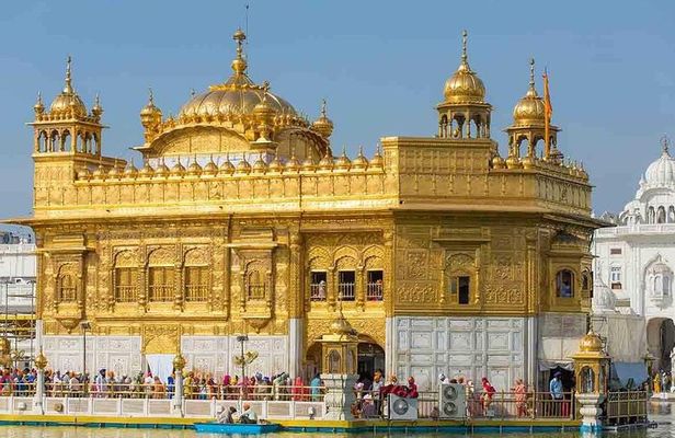 6 Days Golden Triangle Tour with Amritsar from Delhi