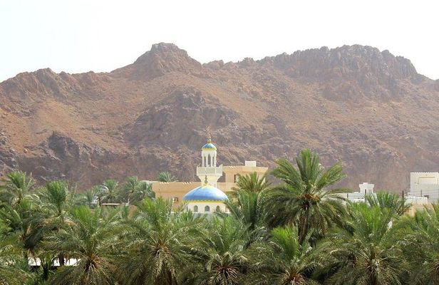 Amouage , Fanja village & Wadi Taiyyin :Shore excursion