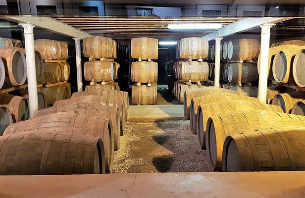 North Highland Deluxe Whisky Tour with Castle Option