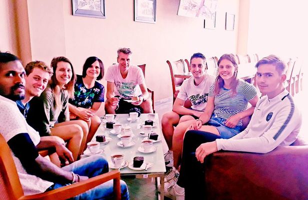 Nuwara Eliya Tea factory and waterfall tour