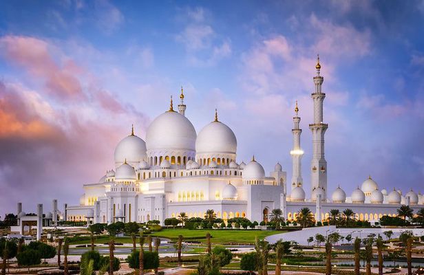  Ferrari World Theme Park and Abu Dhabi Tour with Pick Up