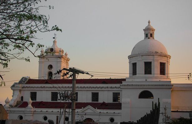 Santa Marta's Historical Center Walking Tour