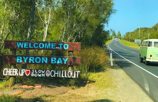Byron Bay, Bangalow and Gold Coast Day Tour from Brisbane