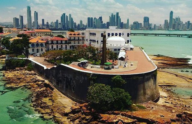 Casco Viejo Private Walking Tour