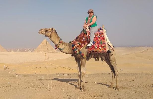 Best Private Tour to the Pyramids,Egyptian Museum & Bazaar& Camel Ride and Lunch