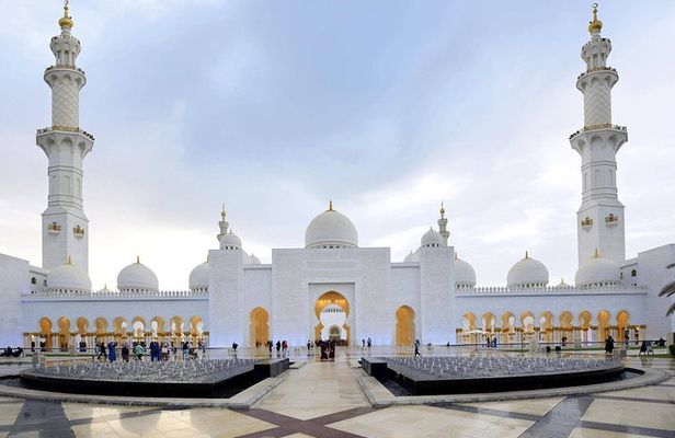 Private Abu Dhabi City Guided Tour 