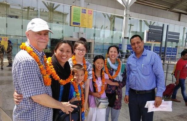 Fix Departure For TAJMAHAL Every Day (Friday closed )