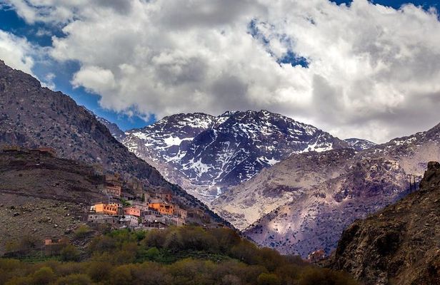Berber Life Experience in the Atlas Mountains from Marrakech