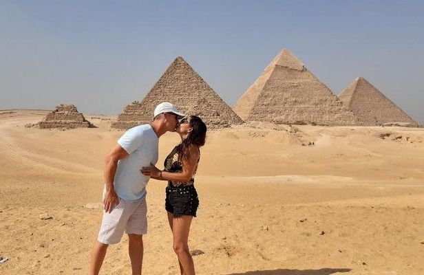 Private ALL INC-Pyramids,Camel Ride,Egyptian museum,Felucca,Lunch&Dinner Cruise