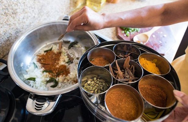 Private Cape Malay Cooking Class in Cape Town with a Local Family