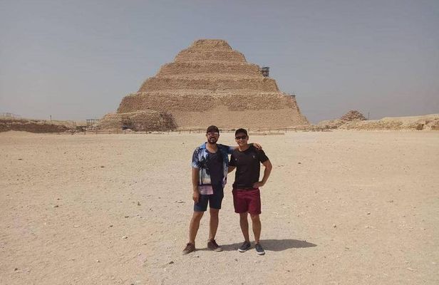 Tours from Cairo airport Giza Pyramids Memphis city Saqqara and Dahshur