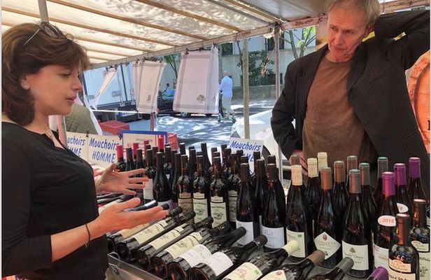 Organic Market Tasting & History Tour by the Eiffel Tower
