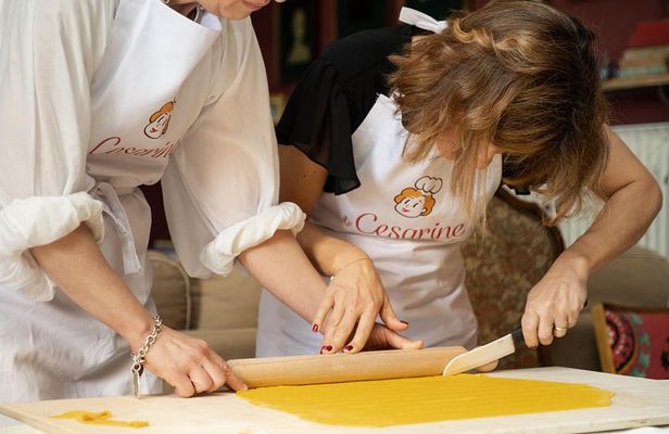 Cesarine: Home Cooking Class & Meal with a Local in Bologna
