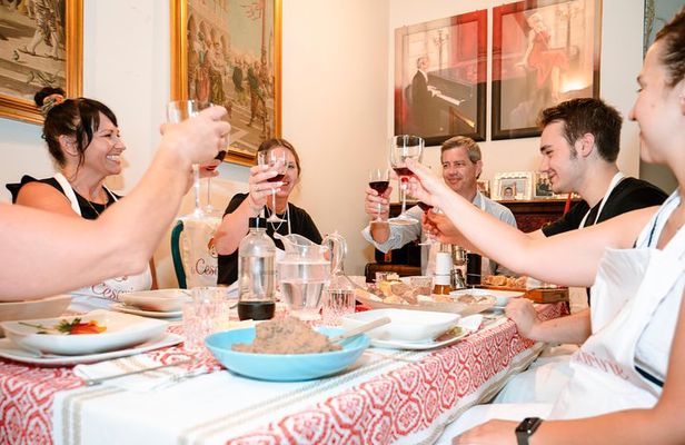 Typical Dining & Cooking Demo at Local's Home in Rome