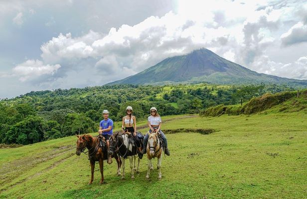Arenal River Tubing & Horseback Riding Adventure