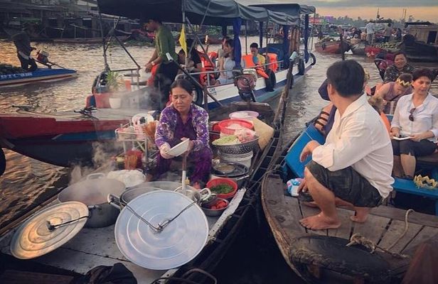 Private Mekong Delta 2 days 1 night (HCMC- Cai Be- Can Tho- HCMC)