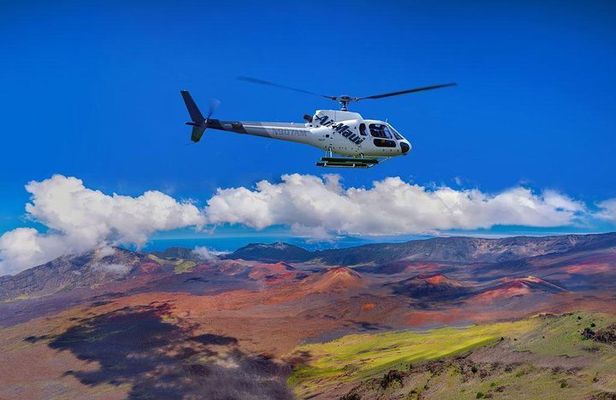 Complete Island 60-Minute Helicopter Tour