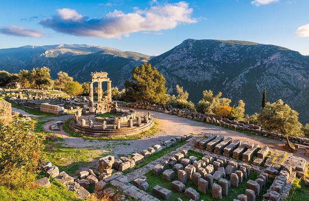 Private Tour to Delphi ! from Volos