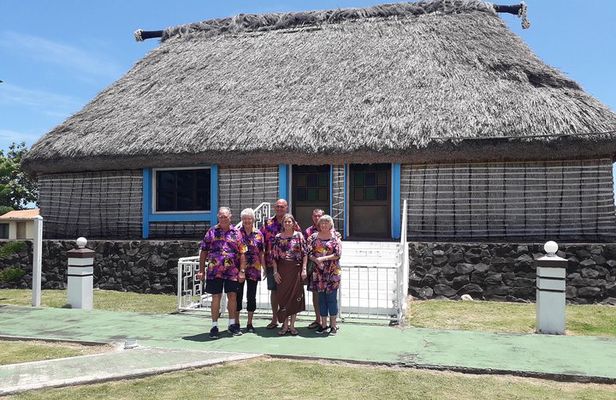 Nadi Sightseeing Including Viseisei Lookout, Village Tour, Garden & Temple Tour